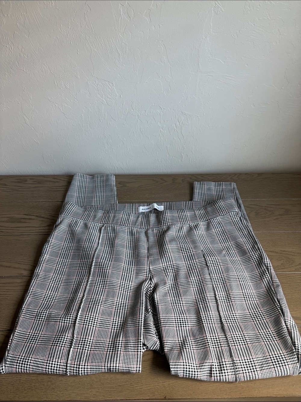 Old Navy Plaid Stevie Pants